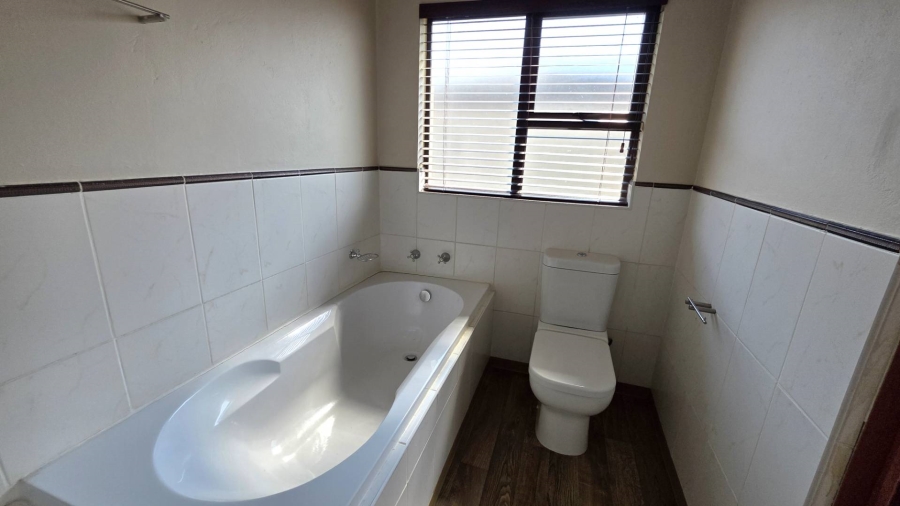 3 Bedroom Property for Sale in Xanadu Eco Park North West